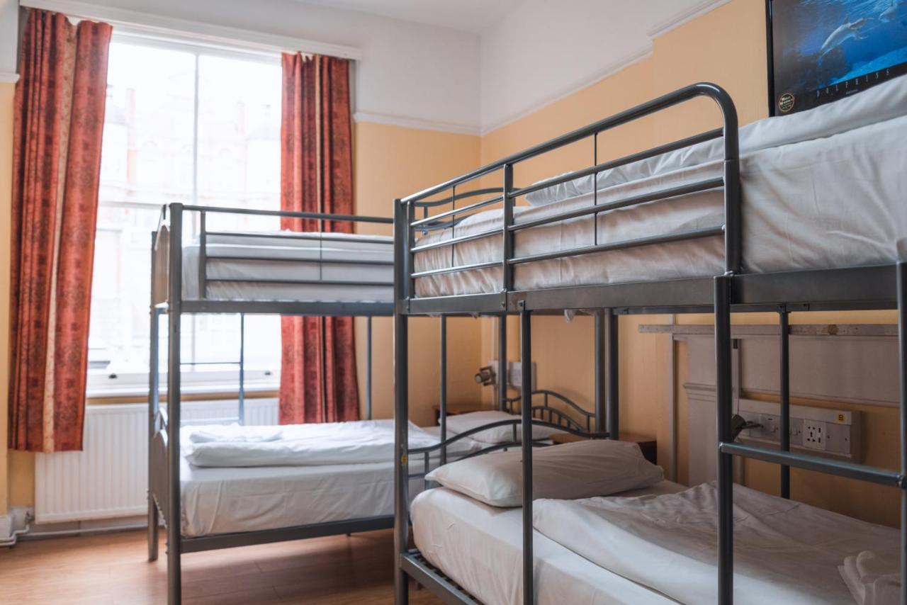 Dolphin - The 3* Londra